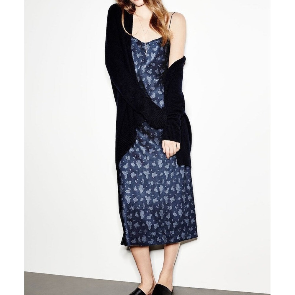 NWT Vince Floral Satin Silk Slip Dress in Coastal Navy Size S $325‎